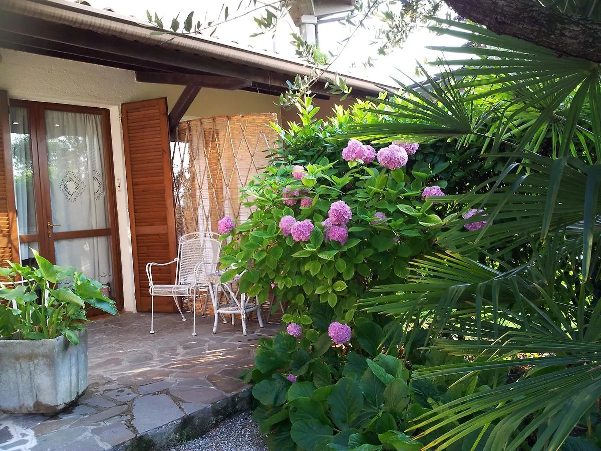 Debora Maison B&B Colombare Di Sirmione Italy