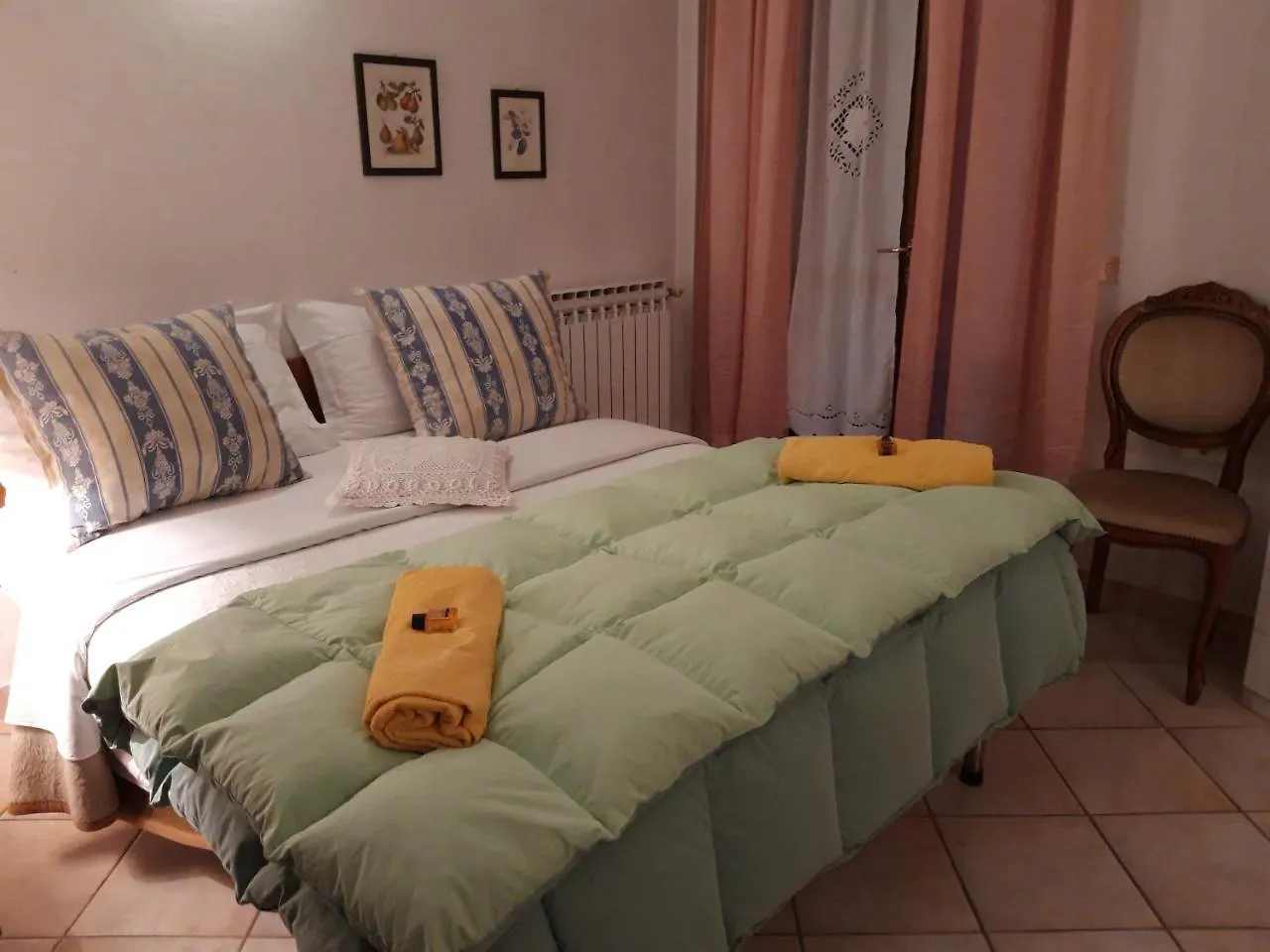 Bed & Breakfast Debora Maison B&B Colombare Di Sirmione Italy